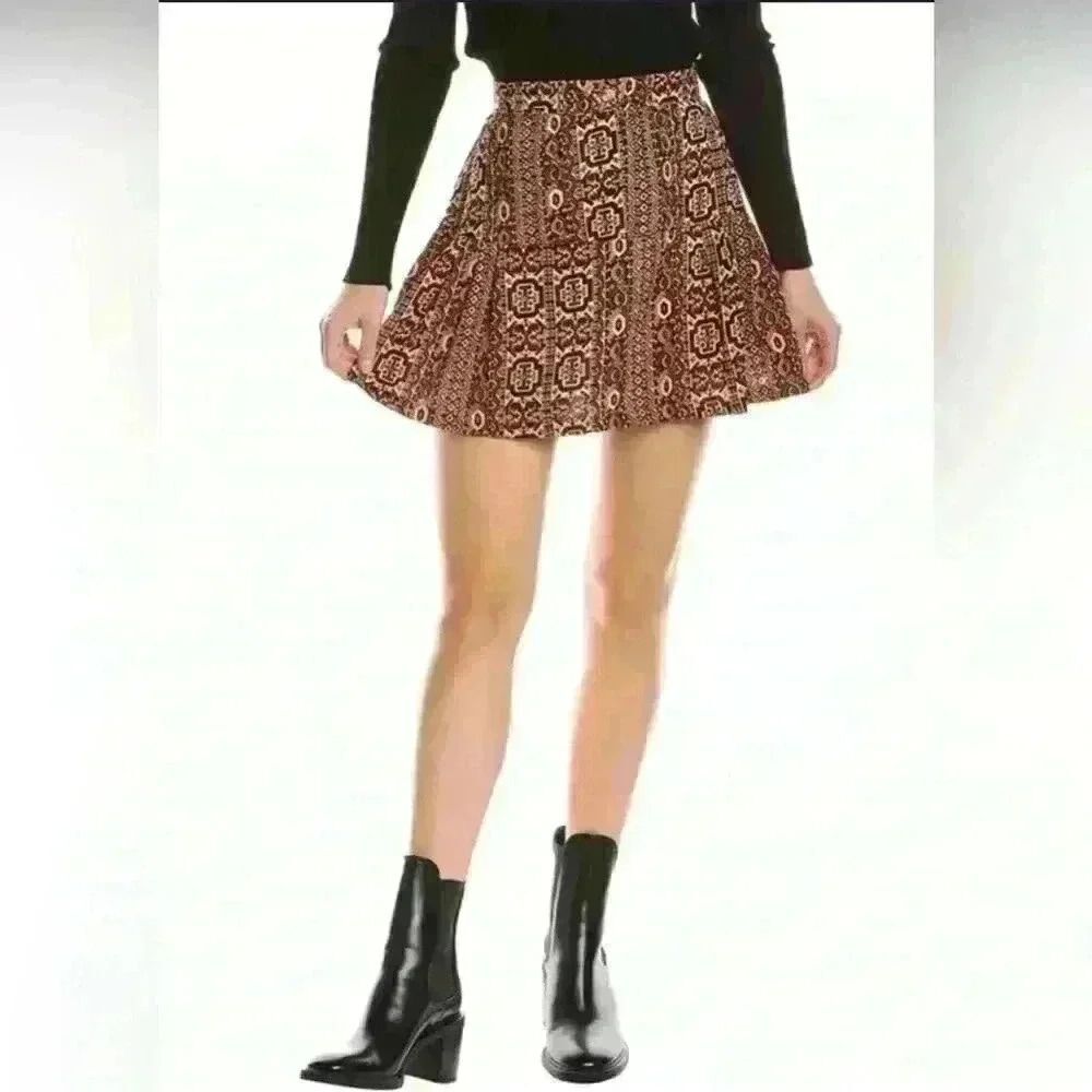 WALTER BAKER Shauna Mini Skirt NWT